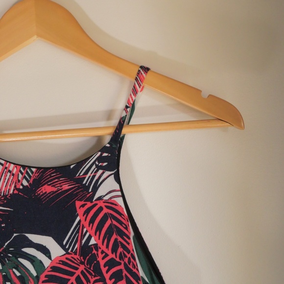 Cute Summer Above Knee Dress (Small) - Picture 2 of 5